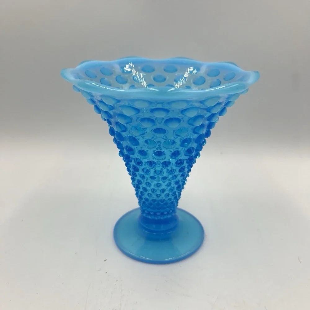 Fenton Blue‎ Opalescent Hobnail Vase Trumpet Flared Ruffled Rim 5.5